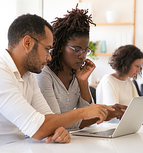 la Région IDF lance un Appel à projets Actions de Formation en Situation de Travail (AFEST)